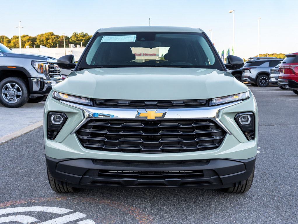 Chevrolet Trailblazer  2026 à St-Jérôme, Québec - 2 - w1024h768px