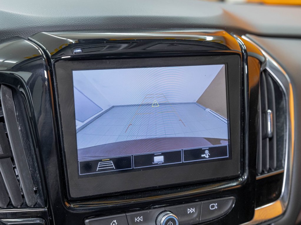 2021 Chevrolet Traverse in St-Jérôme, Quebec - 17 - w1024h768px