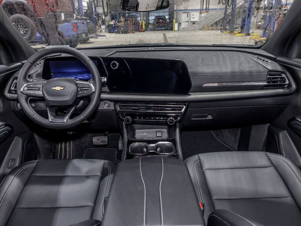 Chevrolet Traverse  2025 à St-Jérôme, Québec - 4 - w1024h768px