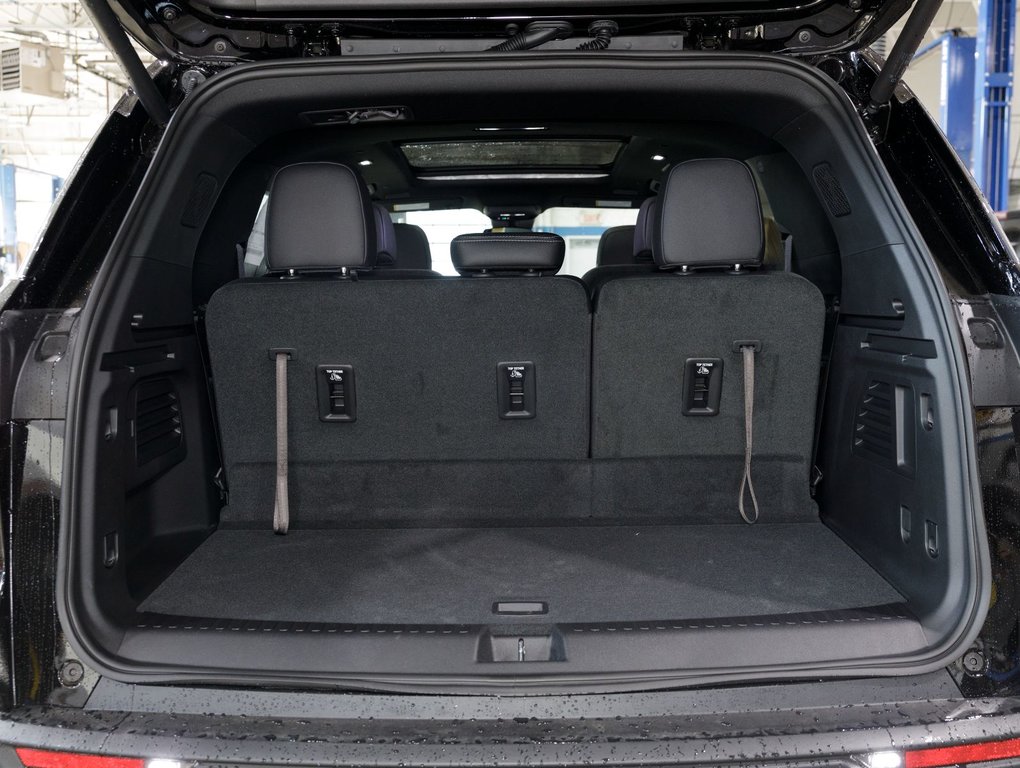 Chevrolet Traverse  2025 à St-Jérôme, Québec - 32 - w1024h768px