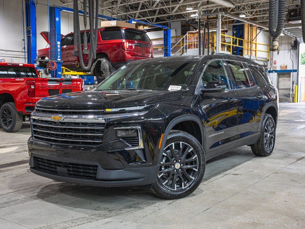 Chevrolet Traverse  2025 à St-Jérôme, Québec - 1 - w1024h768px