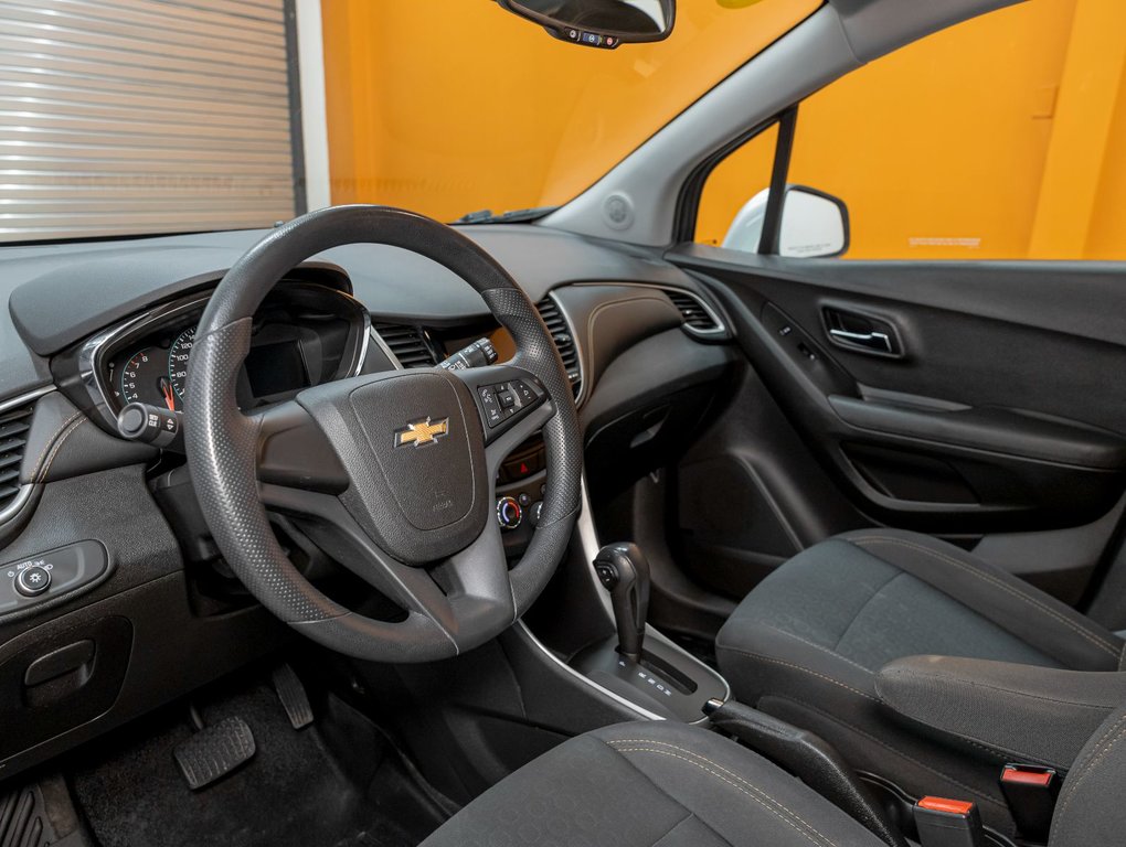 2018 Chevrolet Trax in St-Jérôme, Quebec - 2 - w1024h768px