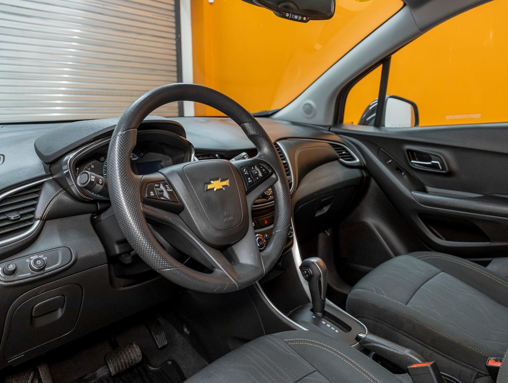 2020 Chevrolet Trax in St-Jérôme, Quebec - 2 - w1024h768px