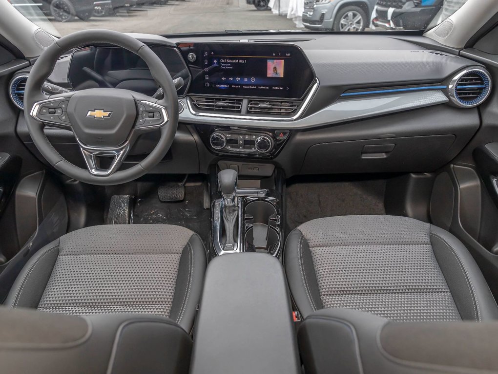 Chevrolet Trax  2025 à St-Jérôme, Québec - 4 - w1024h768px