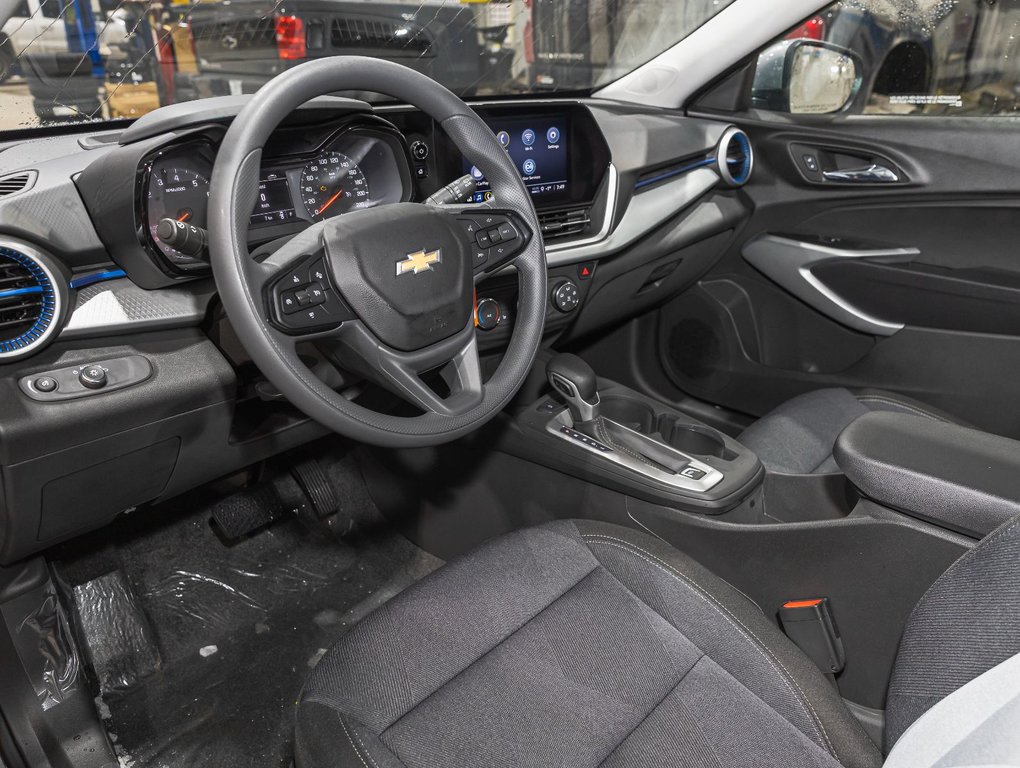 2025 Chevrolet Trax in St-Jérôme, Quebec - 11 - w1024h768px