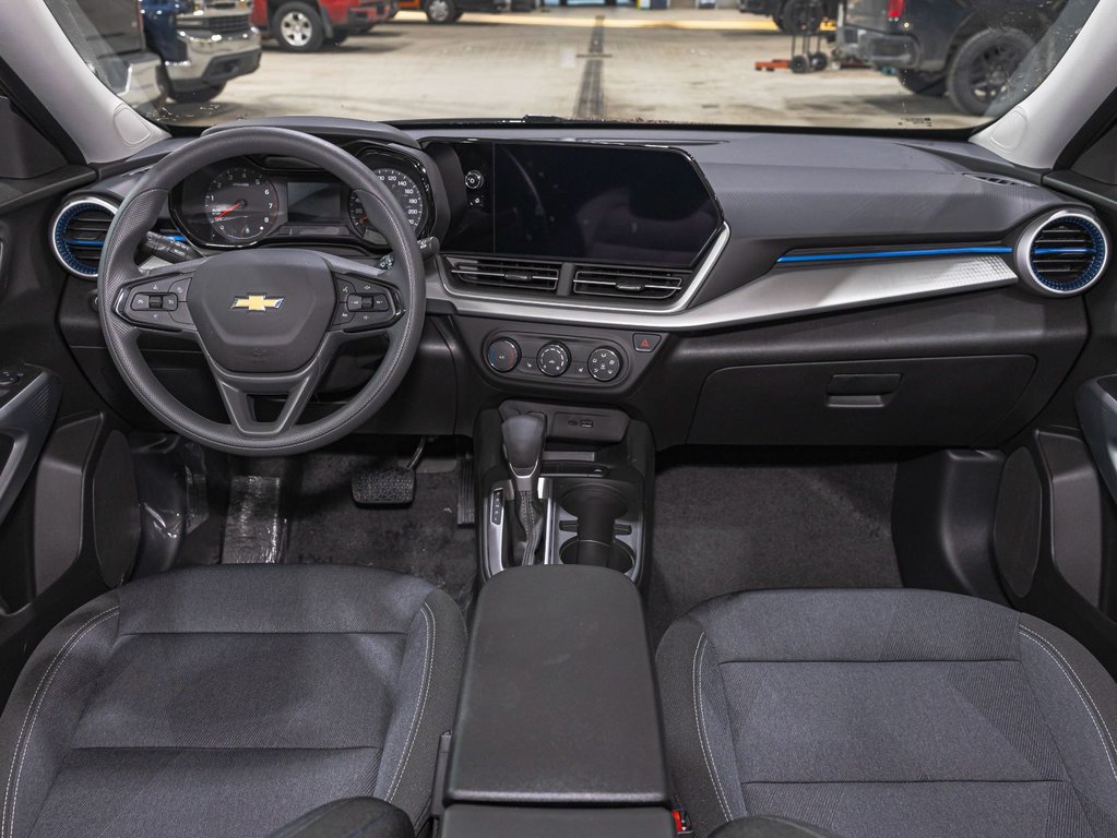 2025 Chevrolet Trax in St-Jérôme, Quebec - 4 - w1024h768px