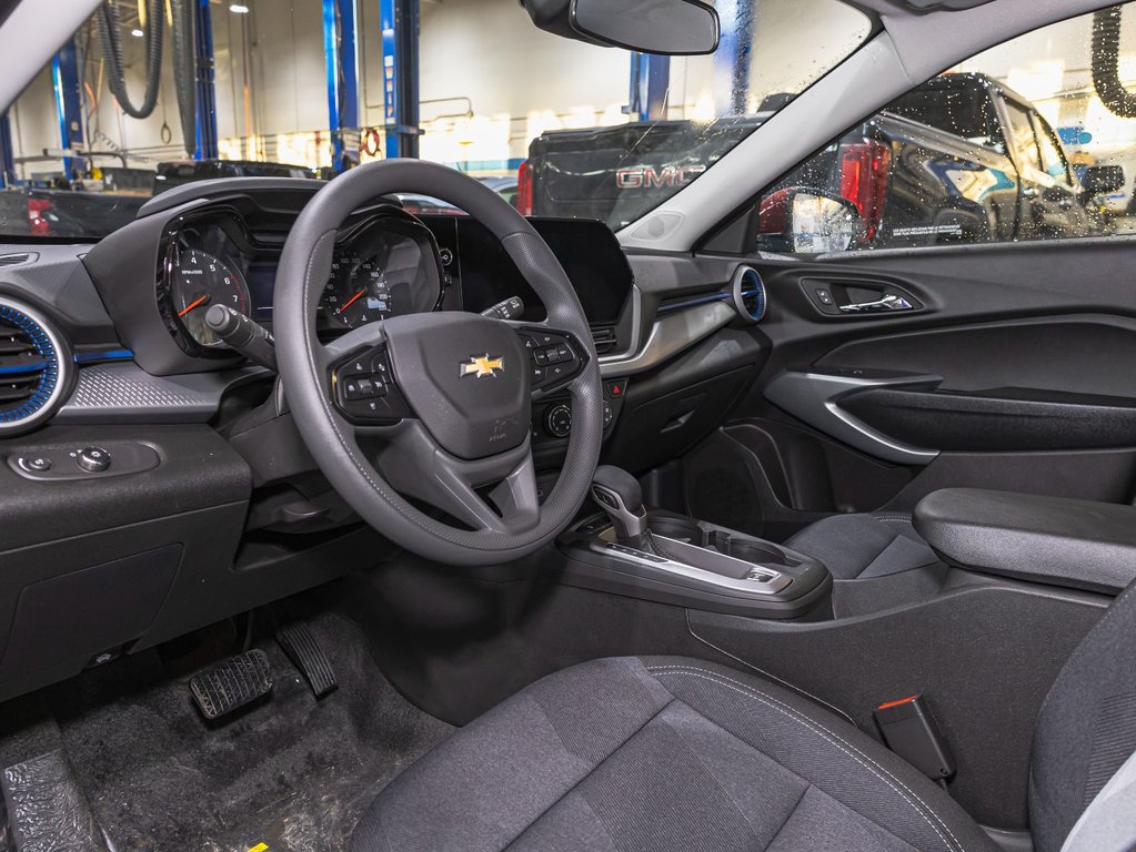 2025 Chevrolet Trax in St-Jérôme, Quebec - 11 - w1024h768px