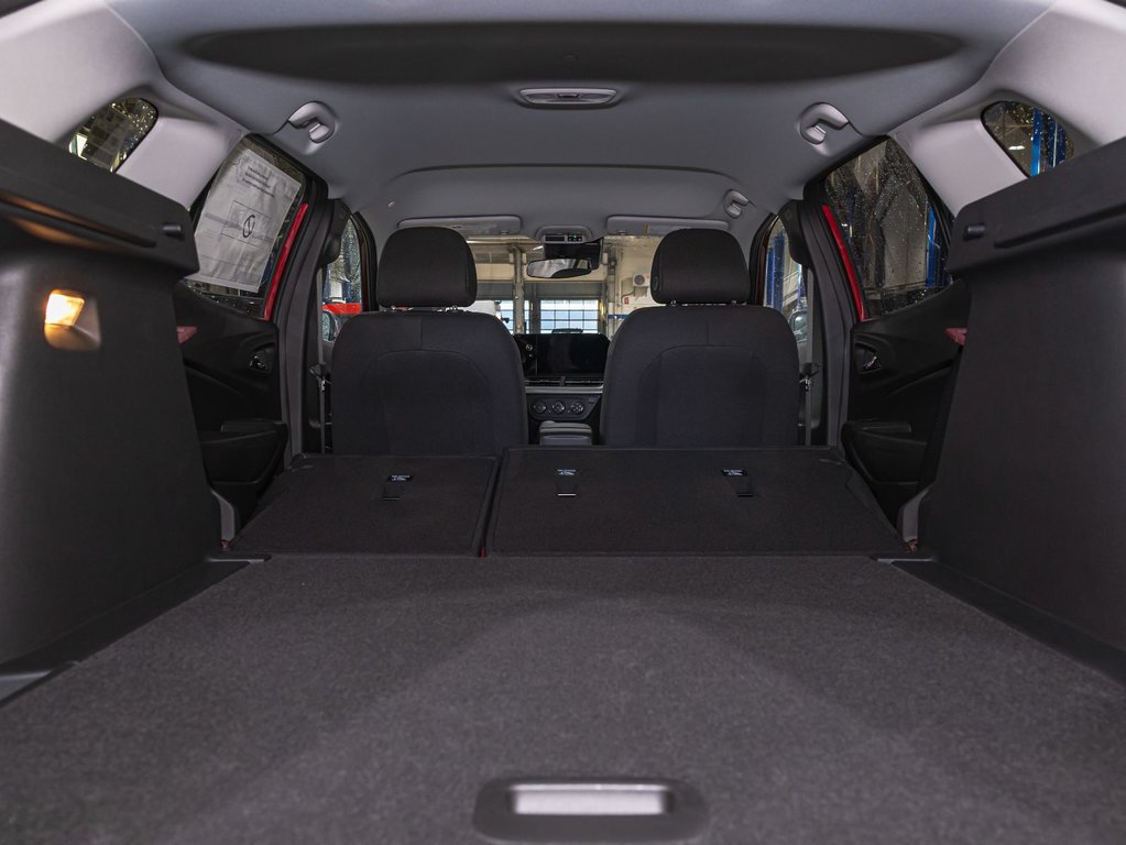 2025 Chevrolet Trax in St-Jérôme, Quebec - 26 - w1024h768px