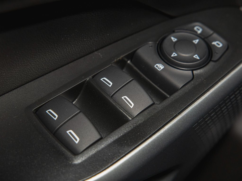 2025 Chevrolet Trax in St-Jérôme, Quebec - 21 - w1024h768px