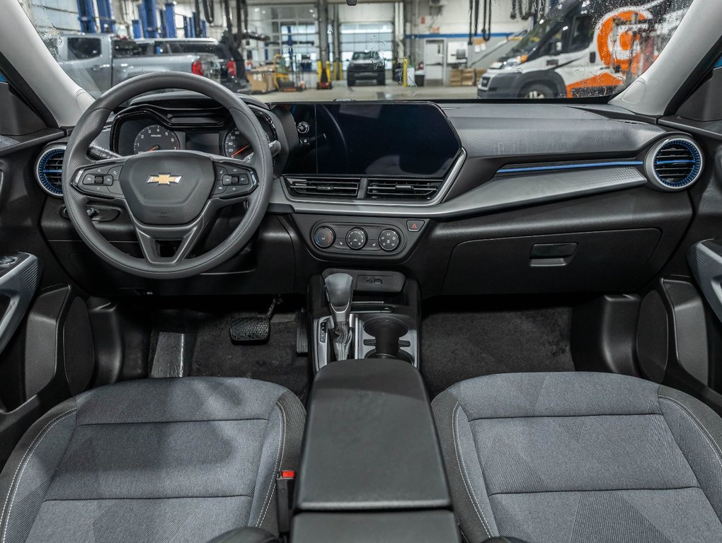 2025 Chevrolet Trax in St-Jérôme, Quebec - 4 - w1024h768px