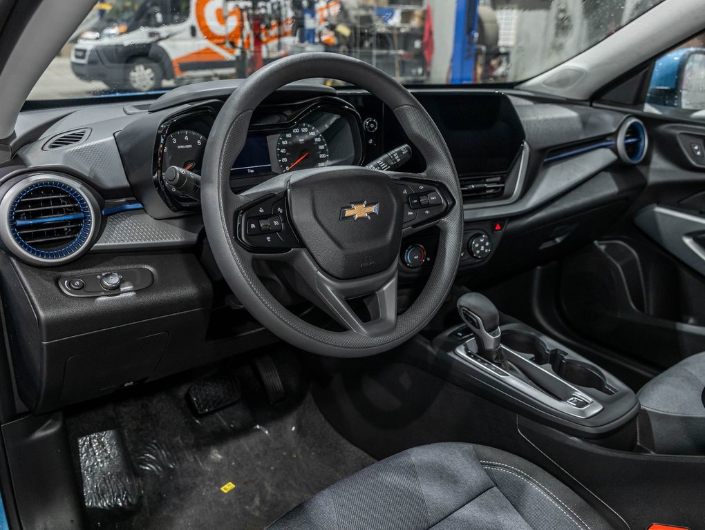 2025 Chevrolet Trax in St-Jérôme, Quebec - 11 - w1024h768px