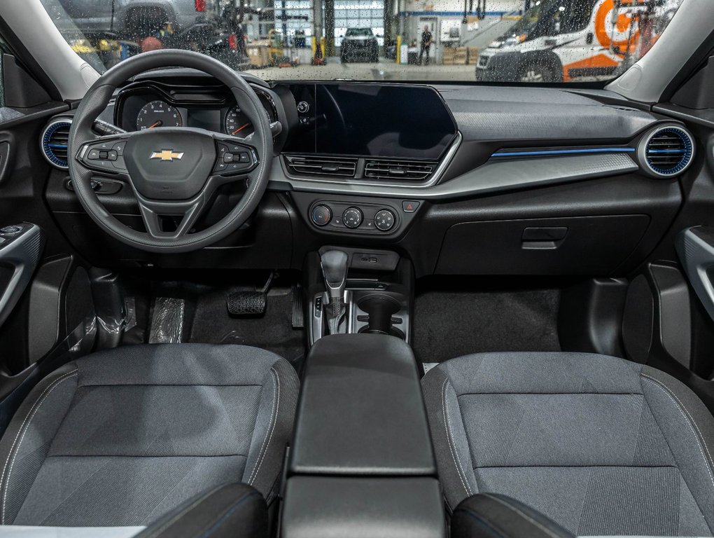 2025 Chevrolet Trax in St-Jérôme, Quebec - 4 - w1024h768px