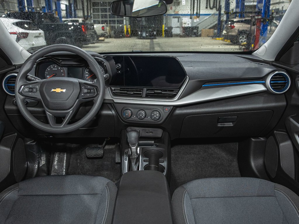 Chevrolet Trax  2025 à St-Jérôme, Québec - 4 - w1024h768px