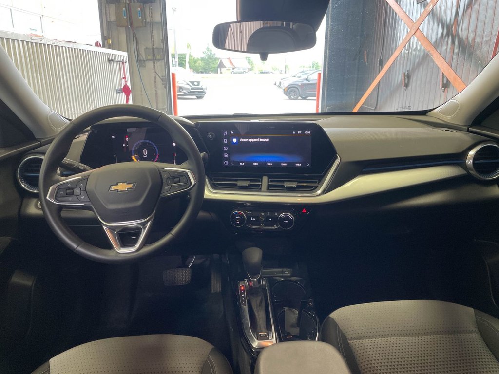 Chevrolet Trax  2025 à St-Jérôme, Québec - 10 - w1024h768px