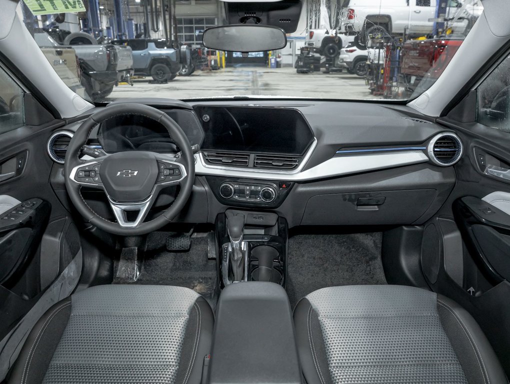Chevrolet Trax  2026 à St-Jérôme, Québec - 4 - w1024h768px