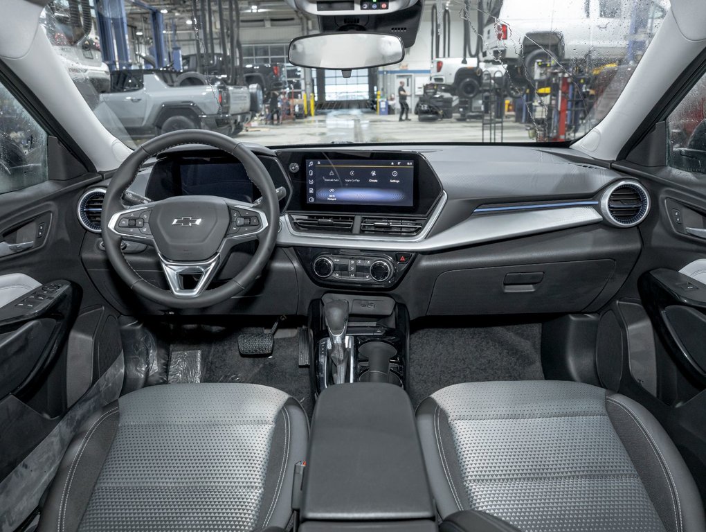 Chevrolet Trax  2026 à St-Jérôme, Québec - 4 - w1024h768px