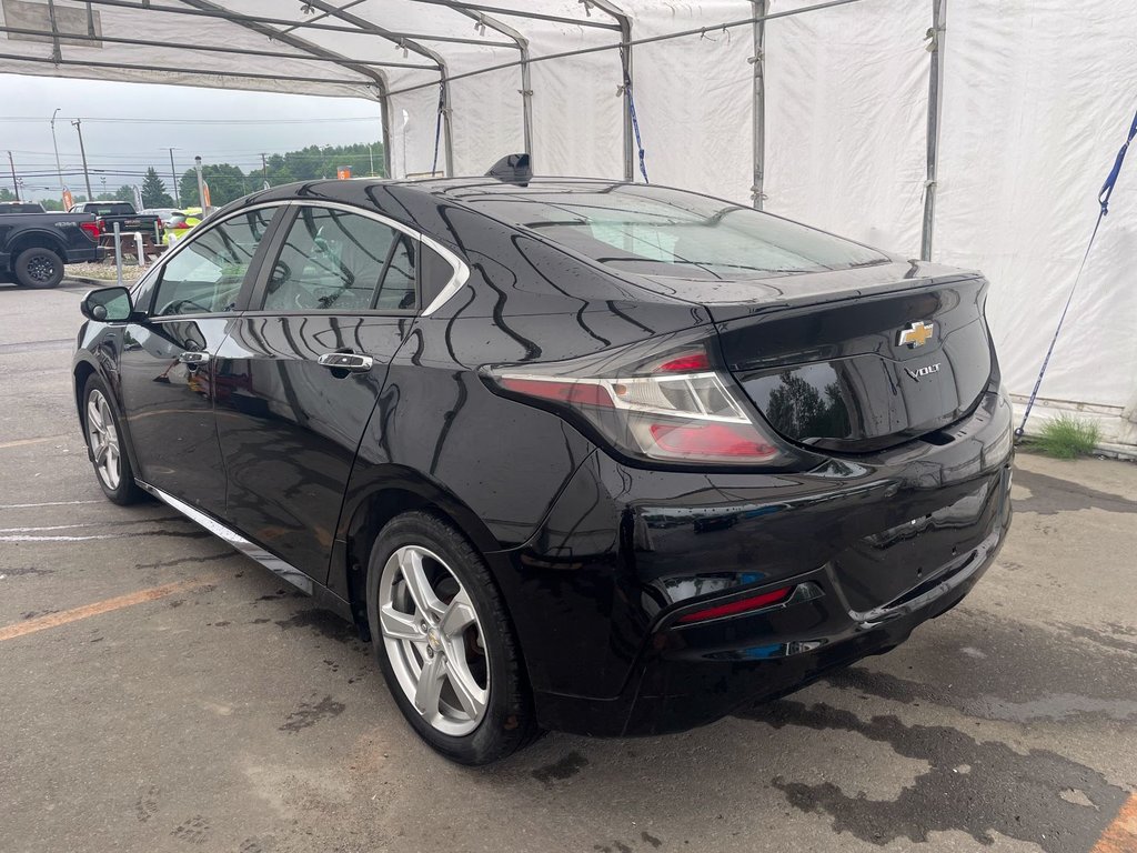 2017 Chevrolet Volt in St-Jérôme, Quebec - 5 - w1024h768px