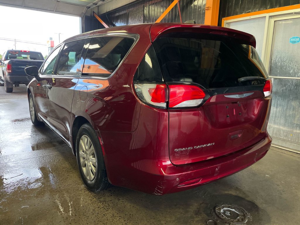 2021 Chrysler Grand Caravan in St-Jérôme, Quebec - 5 - w1024h768px