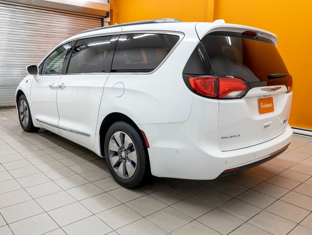 Chrysler Pacifica Hybrid  2018 à St-Jérôme, Québec - 5 - w1024h768px