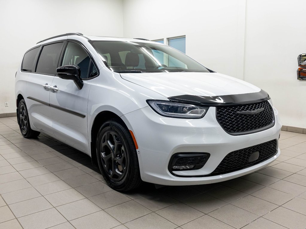 Chrysler Pacifica Hybrid  2024 à St-Jérôme, Québec - 11 - w1024h768px