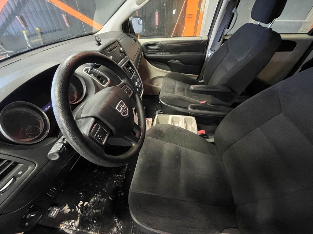 Dodge Grand Caravan  2017 à St-Jérôme, Québec - 3 - w1024h768px