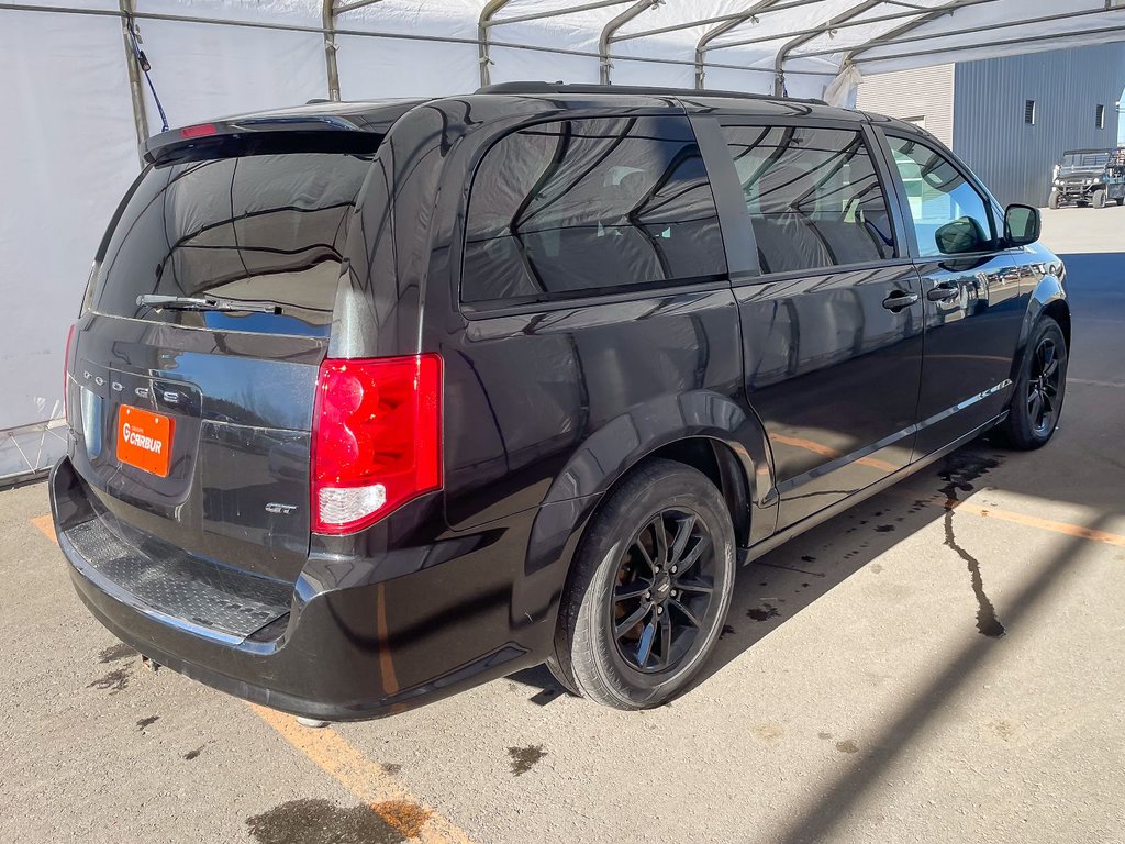 2020 Dodge Grand Caravan in St-Jérôme, Quebec - 8 - w1024h768px