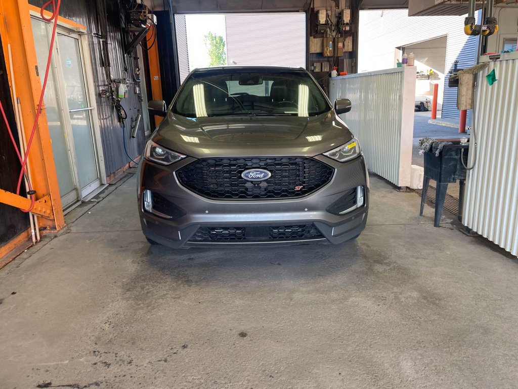 Ford Edge  2022 à St-Jérôme, Québec - 5 - w1024h768px