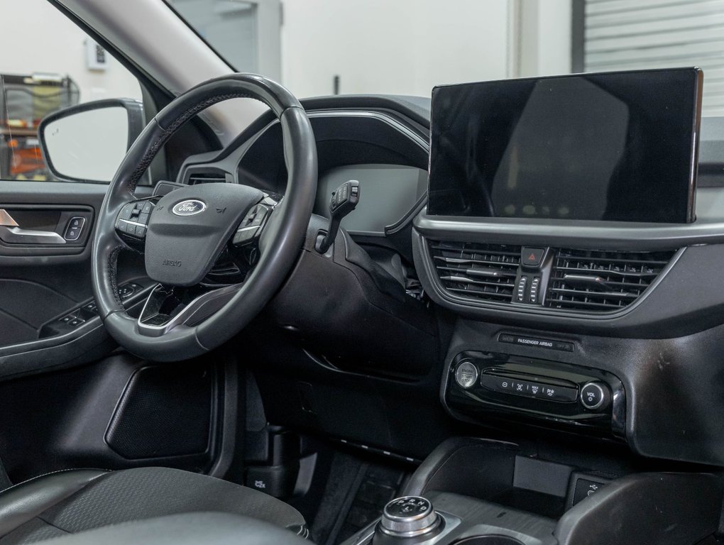 Ford Escape Hybrid  2024 à St-Jérôme, Québec - 29 - w1024h768px