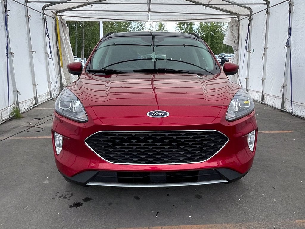 2021 Ford Escape in St-Jérôme, Quebec - 5 - w1024h768px