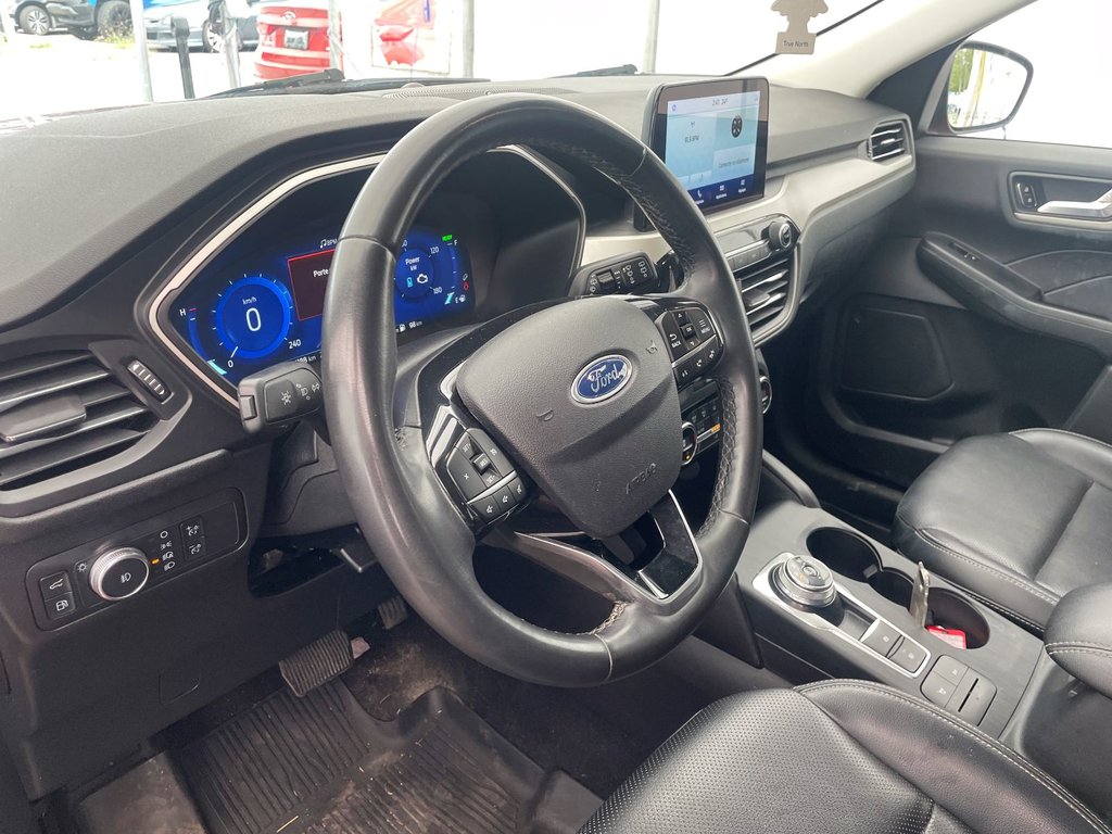 2021 Ford Escape in St-Jérôme, Quebec - 4 - w1024h768px