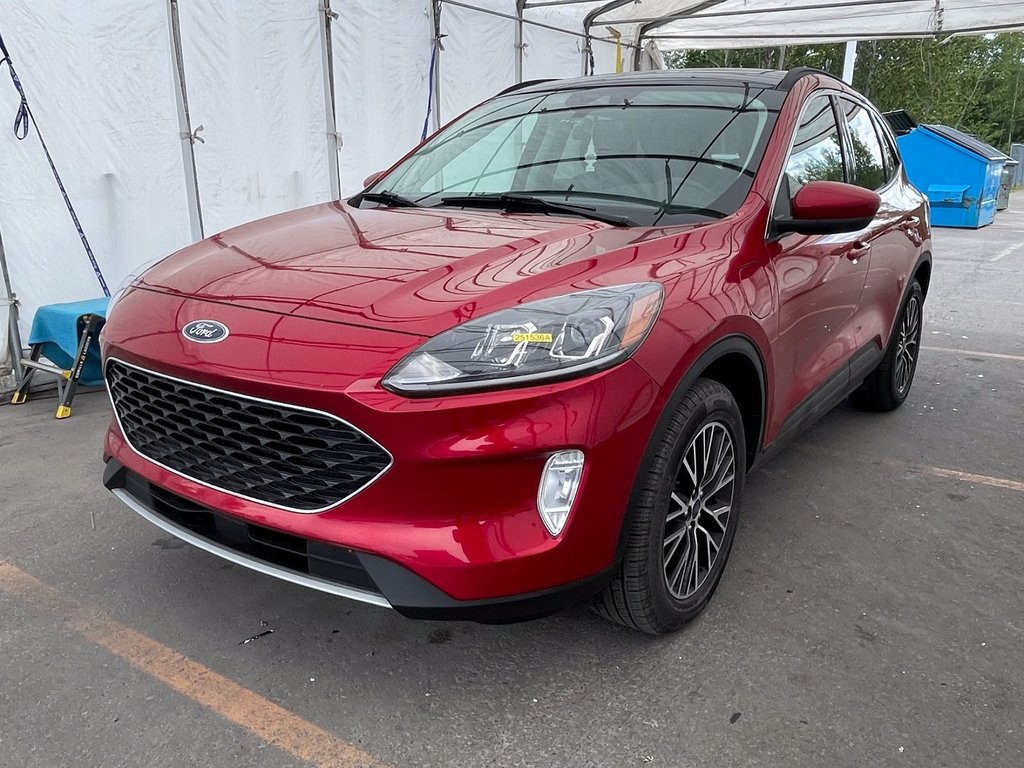 2021 Ford Escape in St-Jérôme, Quebec - 1 - w1024h768px