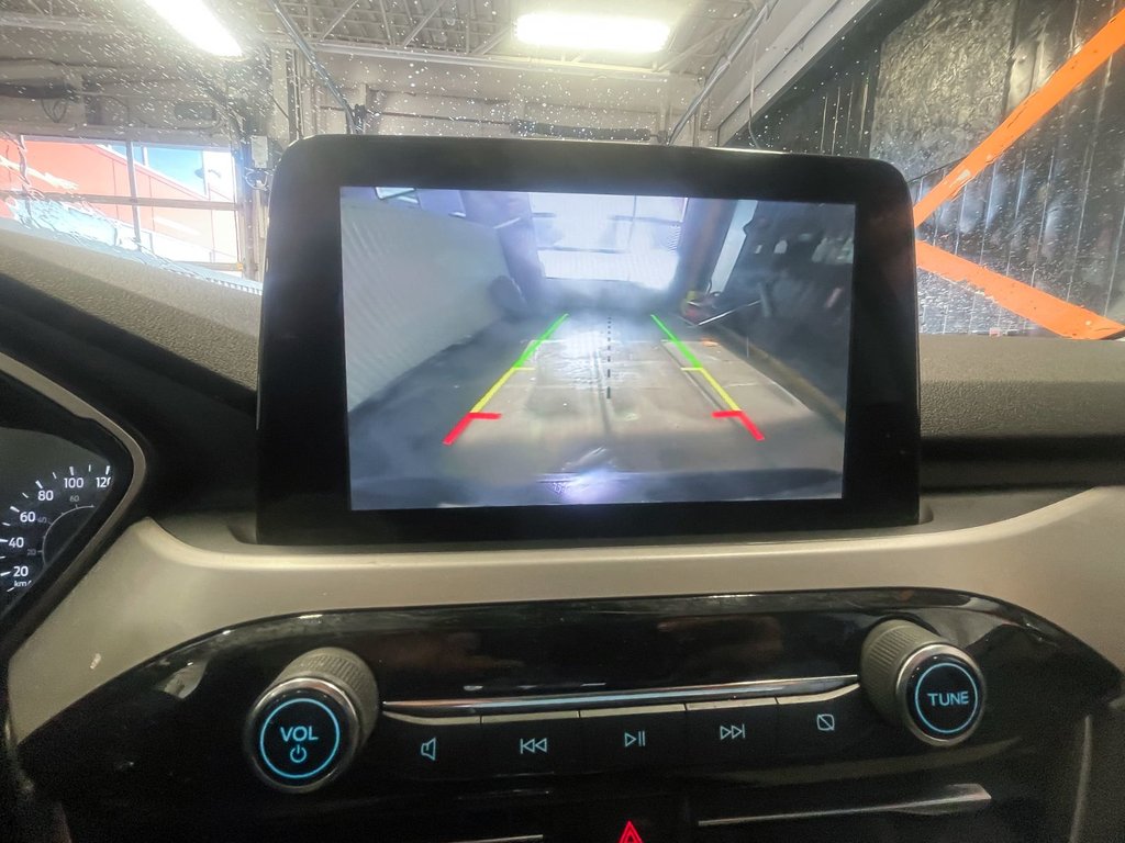 2021 Ford Escape in St-Jérôme, Quebec - 10 - w1024h768px