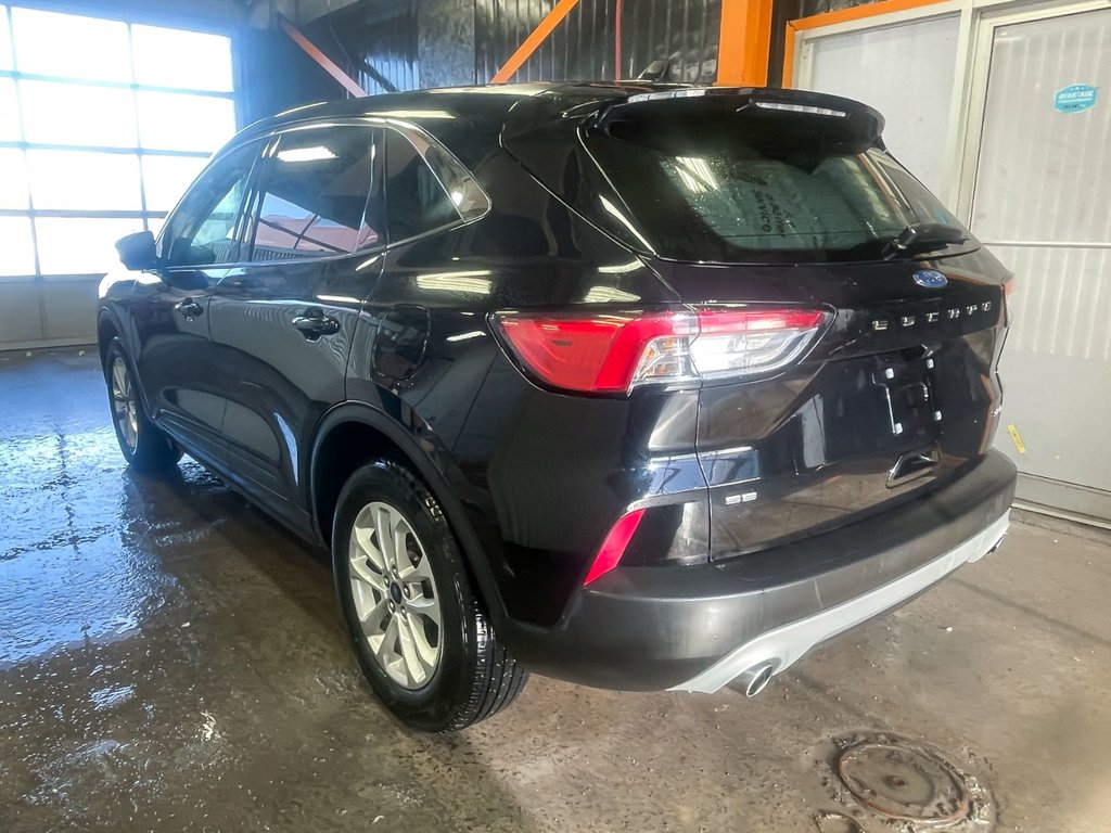 2021 Ford Escape in St-Jérôme, Quebec - 4 - w1024h768px