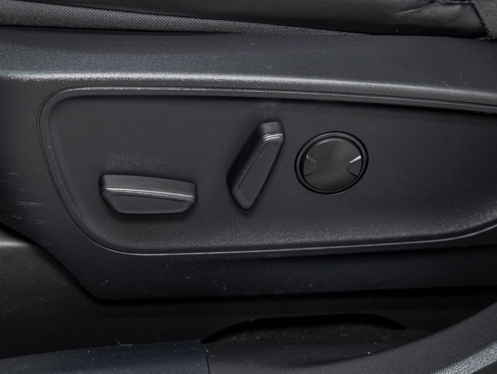 Ford Escape  2024 à St-Jérôme, Québec - 24 - w1024h768px