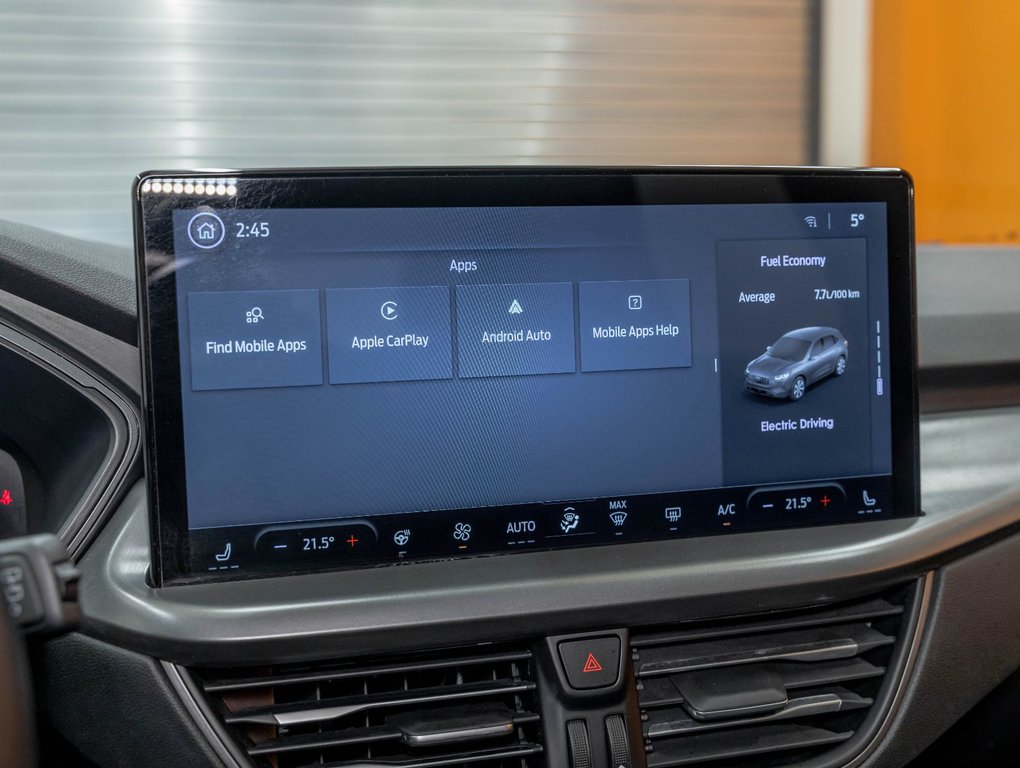 Ford Escape  2024 à St-Jérôme, Québec - 17 - w1024h768px