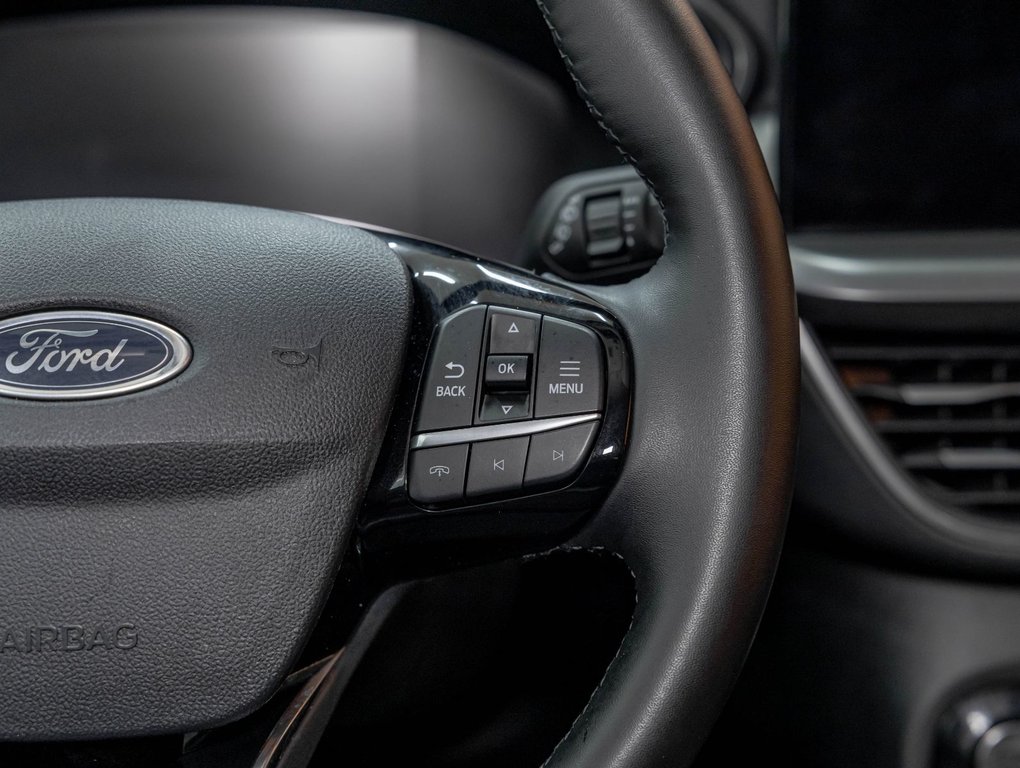 Ford Escape  2024 à St-Jérôme, Québec - 15 - w1024h768px