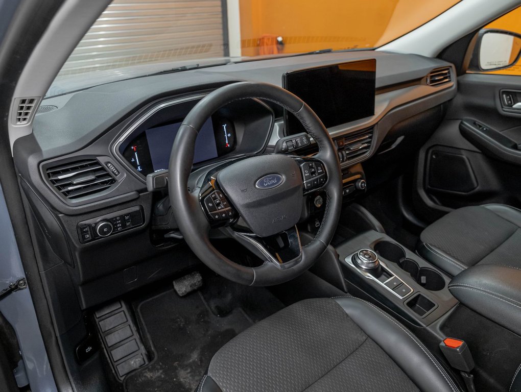 Ford Escape  2024 à St-Jérôme, Québec - 2 - w1024h768px