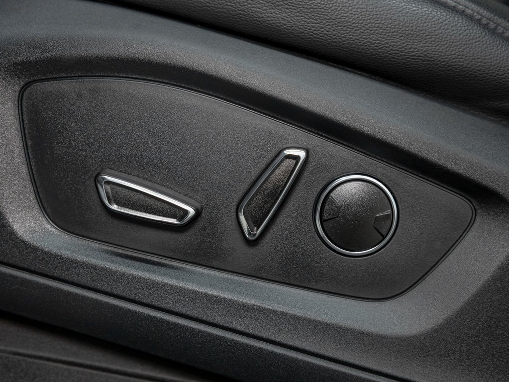 2020 Ford Explorer in St-Jérôme, Quebec - 26 - w1024h768px