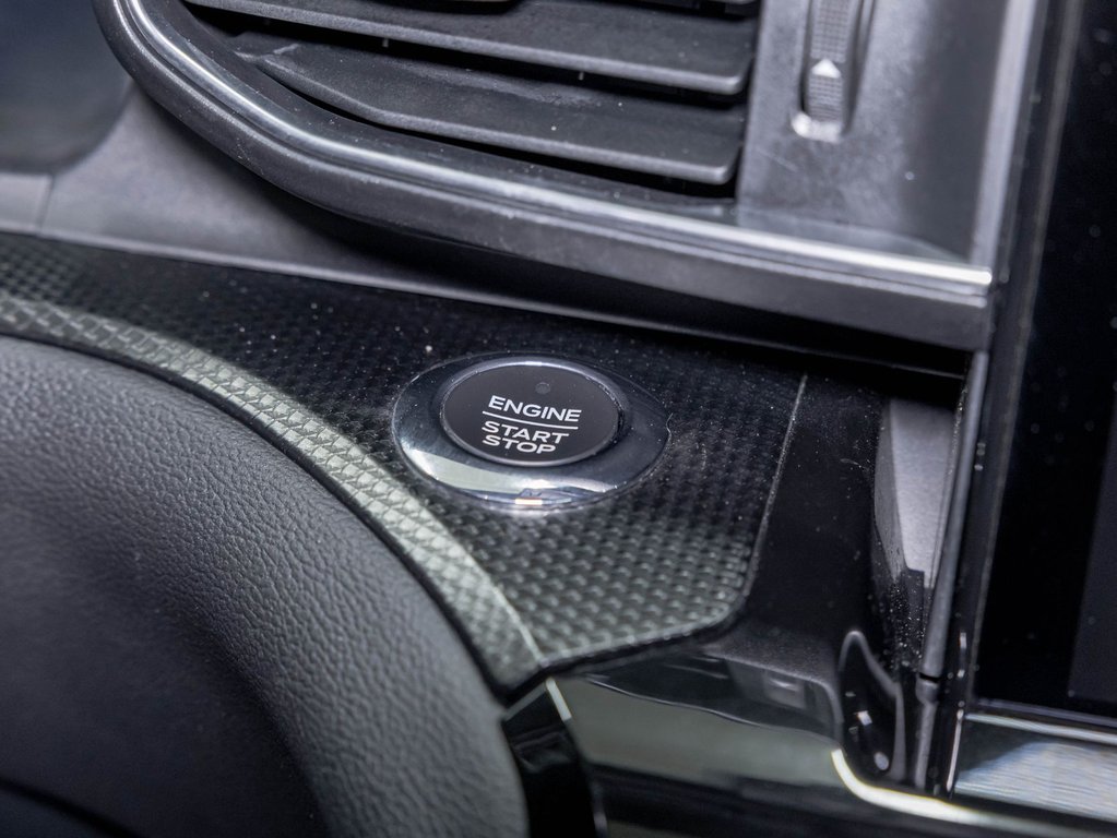 2021 Ford Explorer in St-Jérôme, Quebec - 26 - w1024h768px