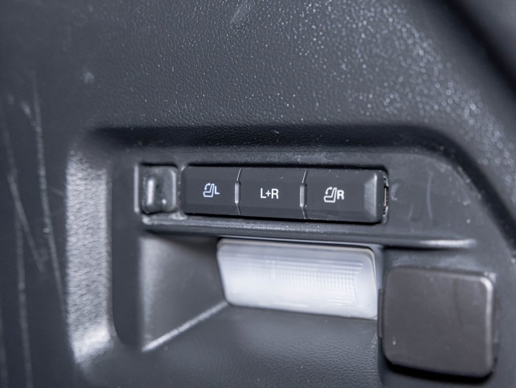 2022 Ford Explorer in St-Jérôme, Quebec - 33 - w1024h768px