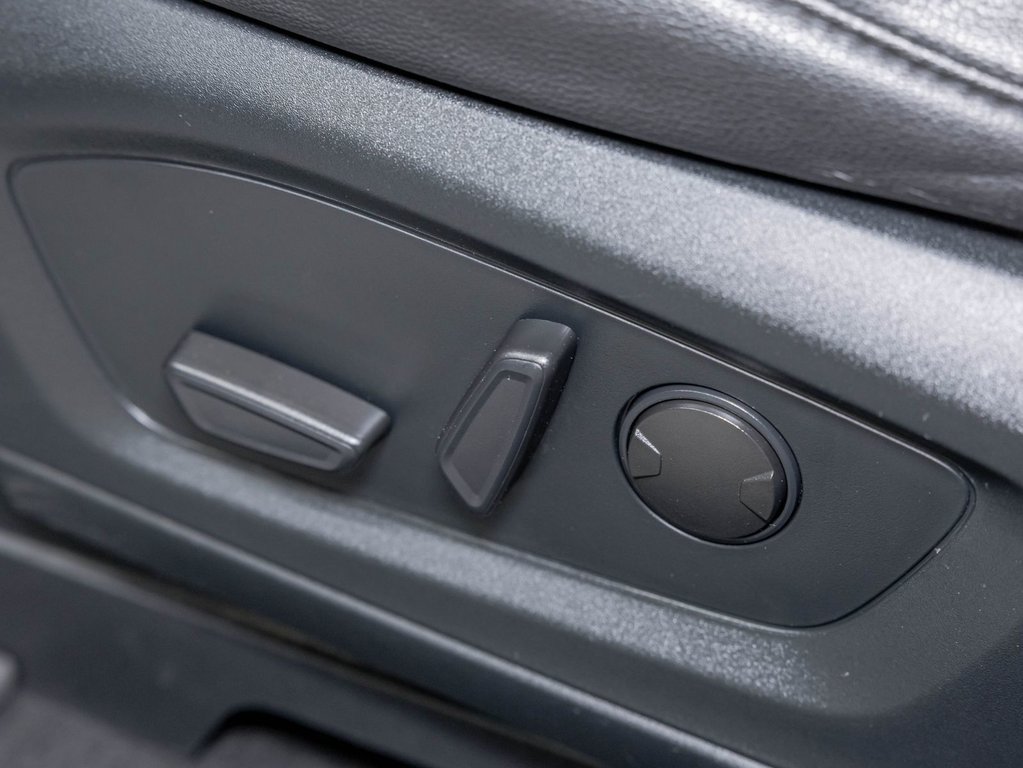 2022 Ford Explorer in St-Jérôme, Quebec - 23 - w1024h768px