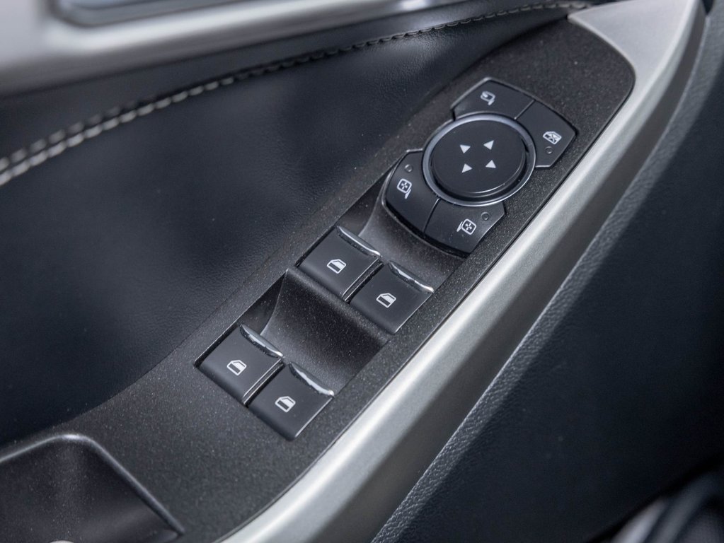 2022 Ford Explorer in St-Jérôme, Quebec - 24 - w1024h768px