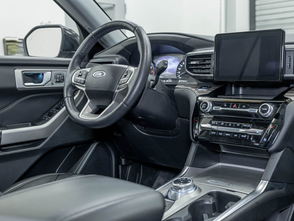 2023 Ford Explorer in St-Jérôme, Quebec - 28 - w1024h768px