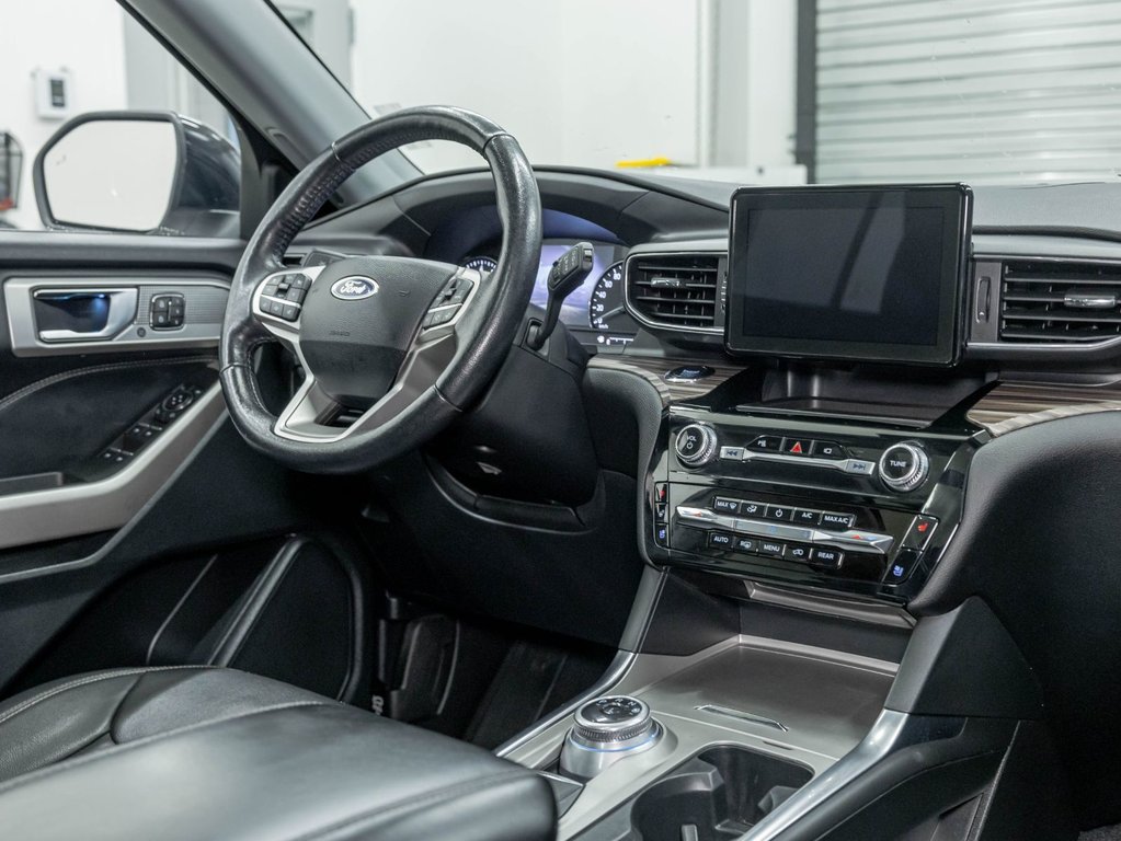 2023 Ford Explorer in St-Jérôme, Quebec - 29 - w1024h768px