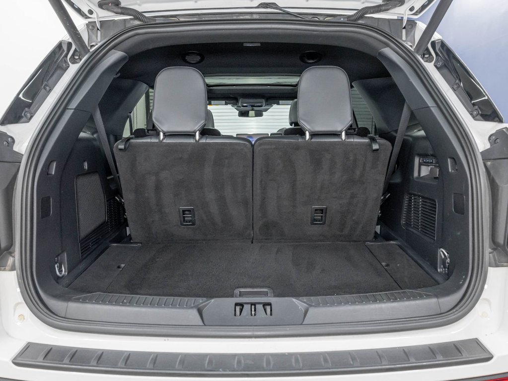 Ford Explorer  2025 à St-Jérôme, Québec - 33 - w1024h768px