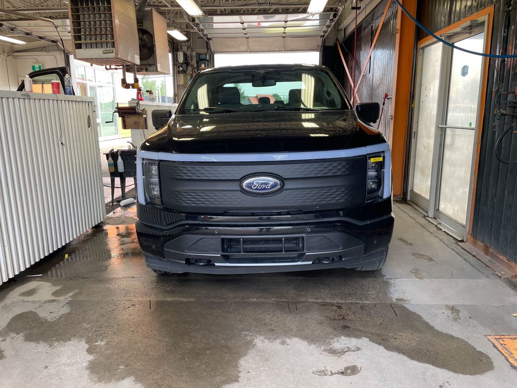 Ford F-150 Lightning  2023 à St-Jérôme, Québec - 5 - w1024h768px
