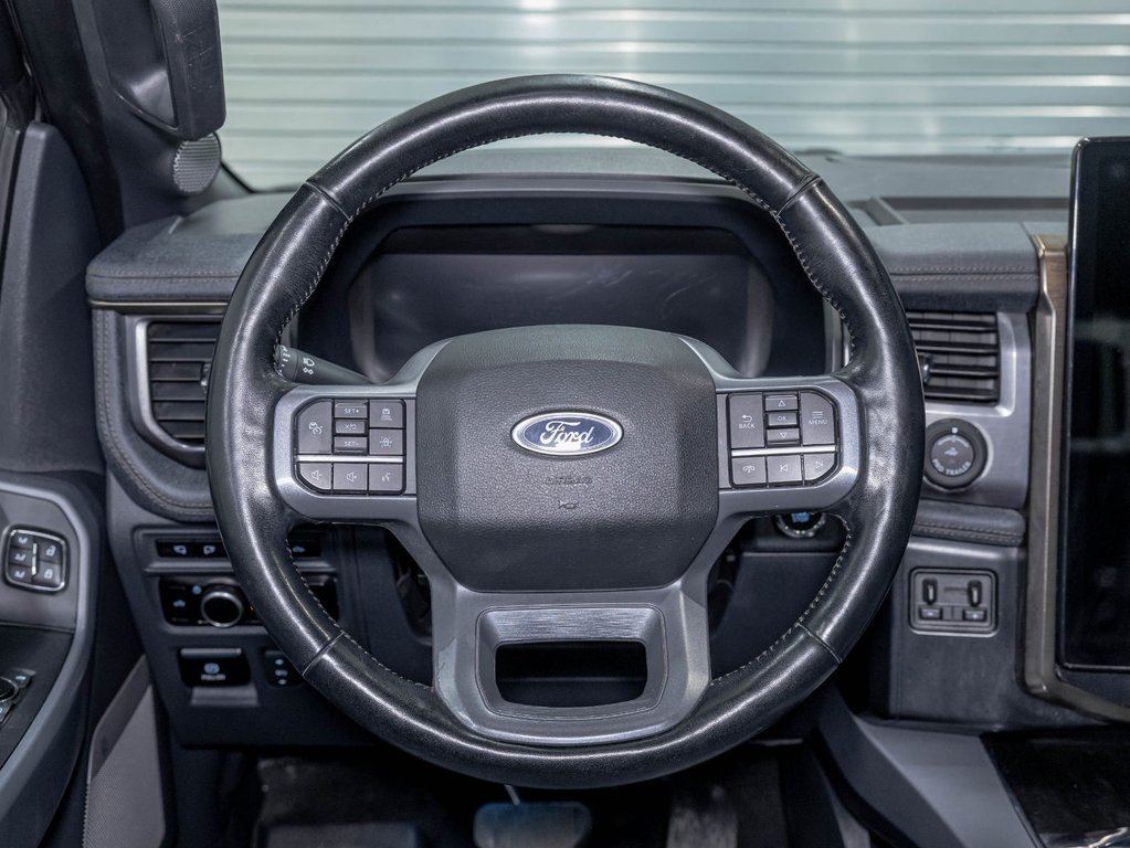 2023 Ford F-150 Lightning in St-Jérôme, Quebec - 14 - w1024h768px