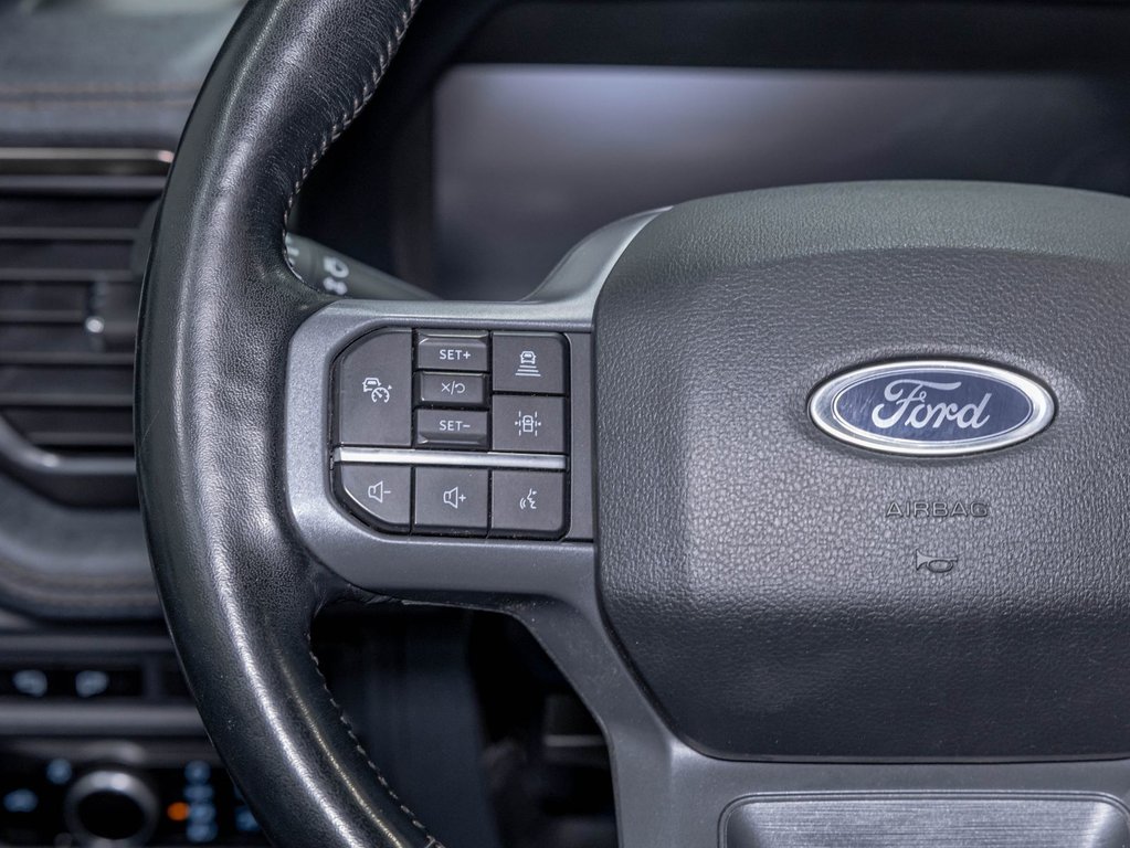 2023 Ford F-150 Lightning in St-Jérôme, Quebec - 15 - w1024h768px