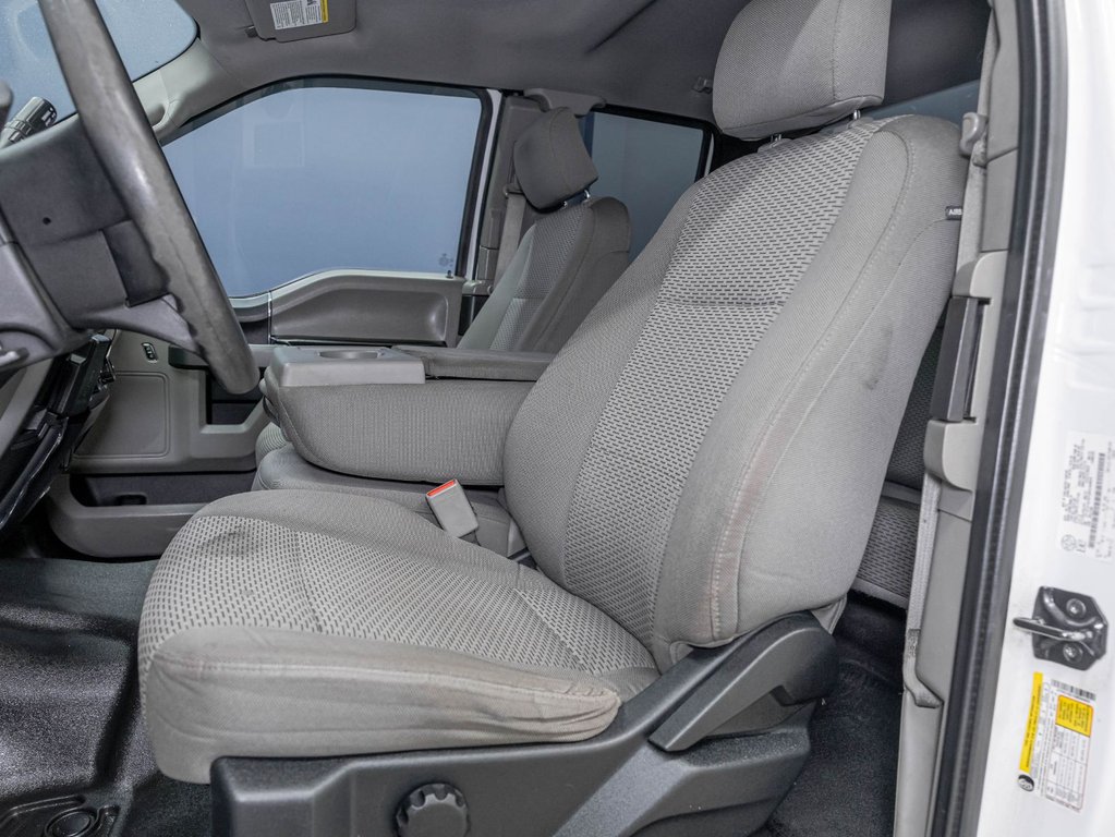 Ford F-150  2016 à St-Jérôme, Québec - 10 - w1024h768px