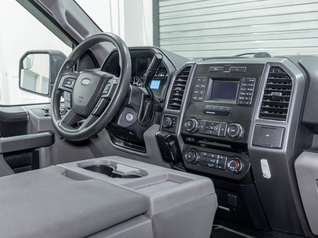 Ford F-150  2016 à St-Jérôme, Québec - 24 - w1024h768px